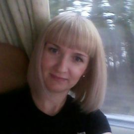 Елена Долгополова