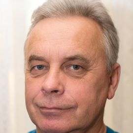 Вячеслав Ивавнов