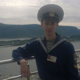 Петр Бондарев