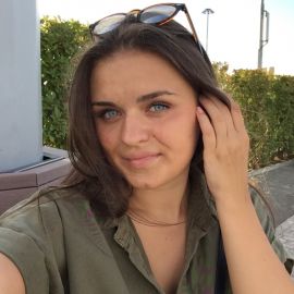 Яна Кононова