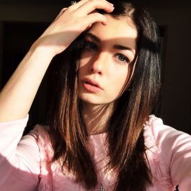 Яна Скрипник