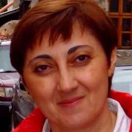Анна Агаджанян