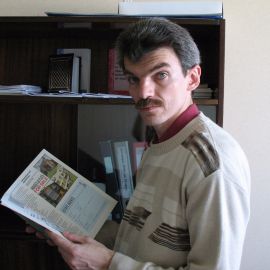 Владимир Серов