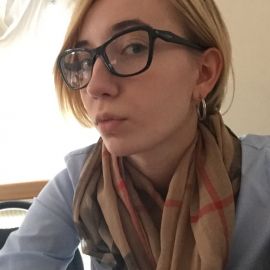 Александра Дворянцева