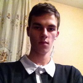 Владислав Склярук