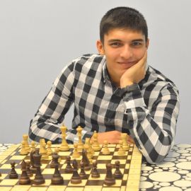 Вадим Романов