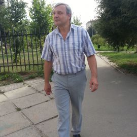 Александр Коваленко