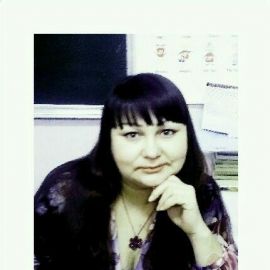 Елена  Манжикова
