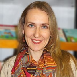 Анна Мельник