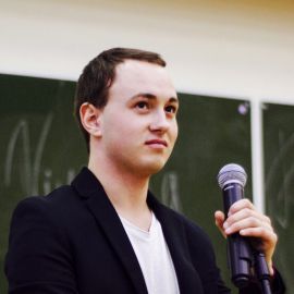 Виталий Богданов