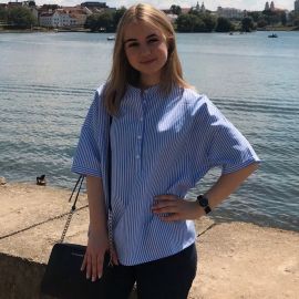 Анна Пожидаева
