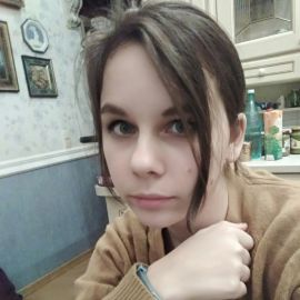 Аглая Попова