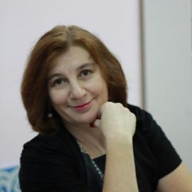 Лариса  Сапрыкина