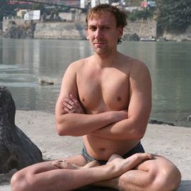 Александр Чернов