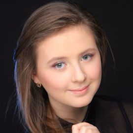 Алёна Волкова