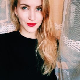 Анна Богдан