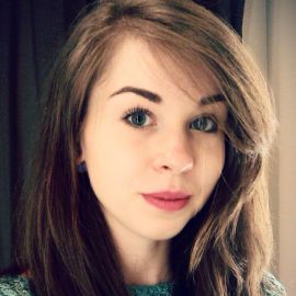 Арина Меньшикова