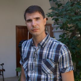 Денис Володин